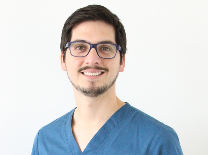 Dentista del equipo de Clínica Dental Rancagua