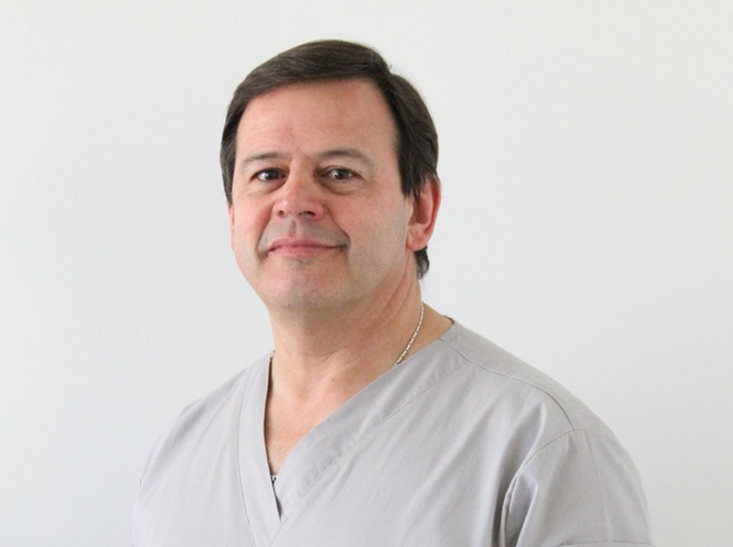 Dentista del equipo de Clínica Dental Rancagua