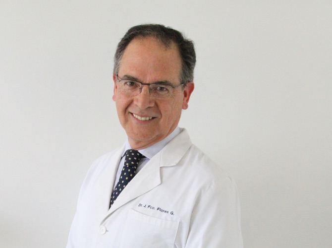 Dr. J. Fco. Flores G., dentista de Clínica Dental Rancagua