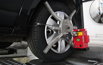 Balanceamento de roda em equipamento profissional