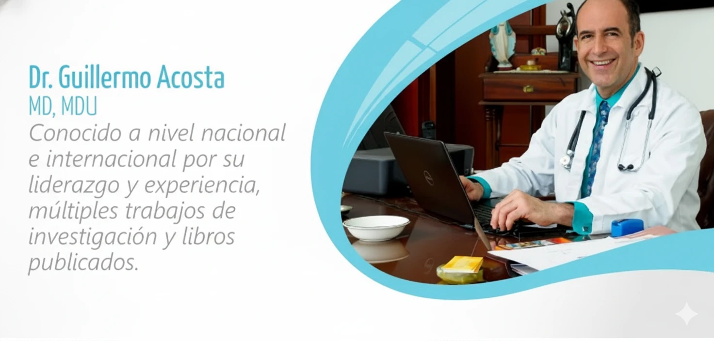 Dr. Guillermo Acosta, médico director de Giao Estética & Spa, trabajando en su consultorio