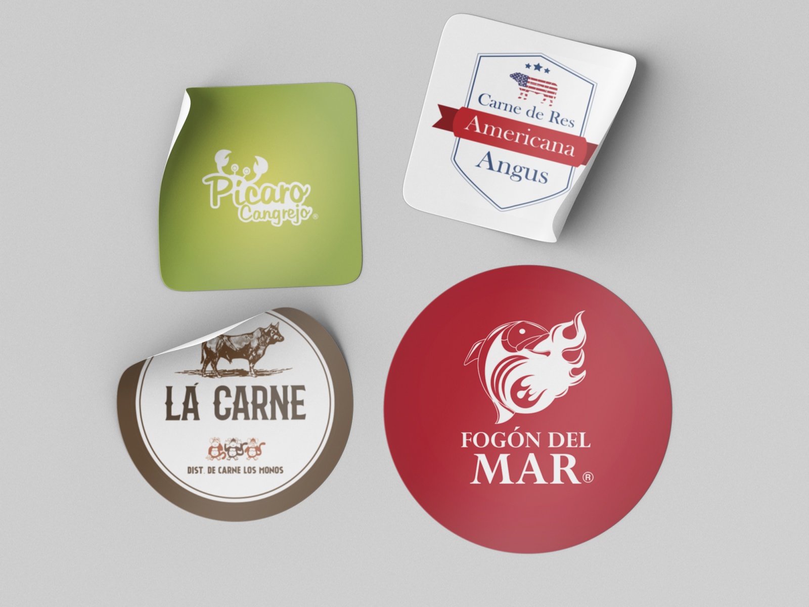 Stickers troquelados de distintas formas y colores impresos por Gráficas TJ