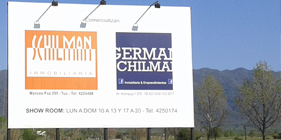 Cartel vial de gran formato para una inmobiliaria, ejemplo de cartelería exterior