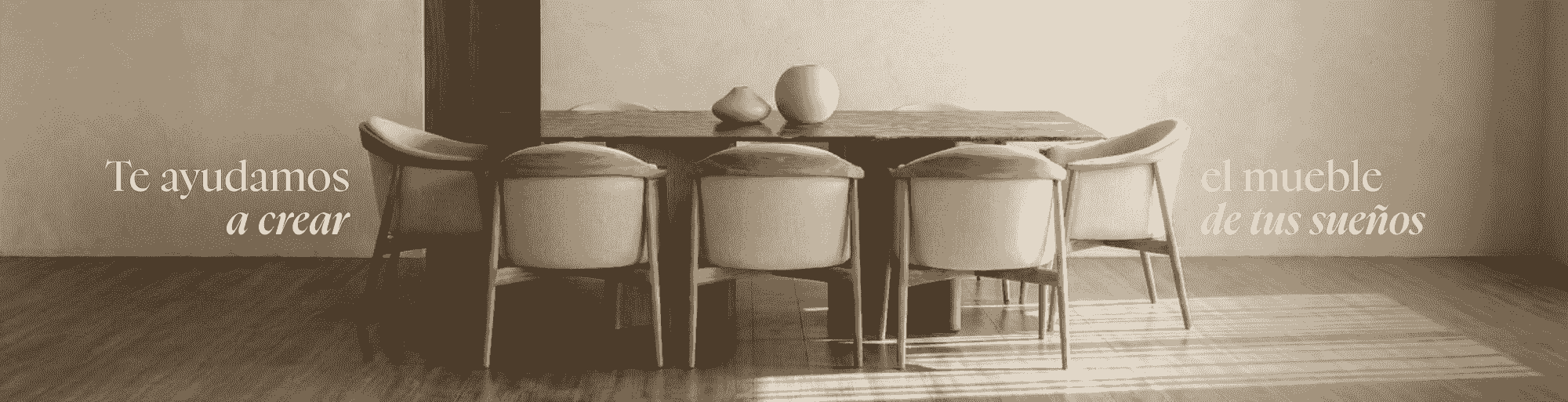 Comedor con mesa de madera y sillas tapizadas en tela boucle, diseño de LC Conceptos Muebles