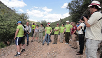 Grupo en excursión guiada por la Serranía de Cuenca
