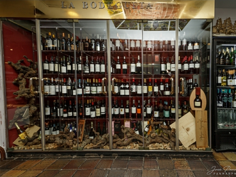 Bodega La Bodeguita de Civera, con más de un centenar de referencias de vino