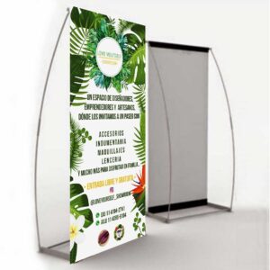 Banner pull-up para evento impreso por Maxigráfica
