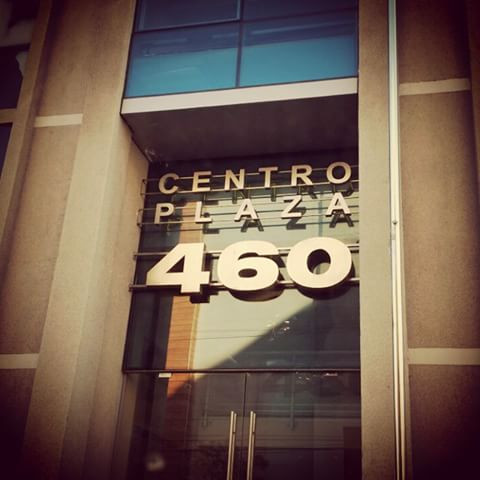 Fachada del Centro Plaza 460 en Av. España, edificio donde se ubica Ortodoncia Temuco