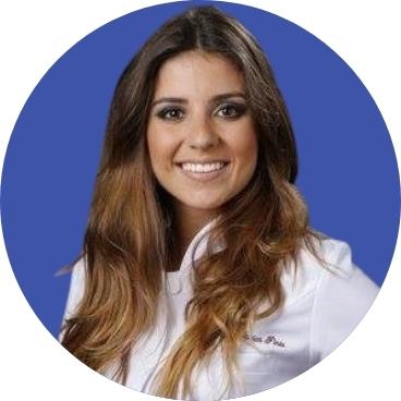 Dra. Maina, cirurgiã-dentista da PortoAlegreSul Odontologia Integrada