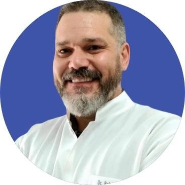 Dr. Rubens, cirurgião-dentista da PortoAlegreSul Odontologia Integrada