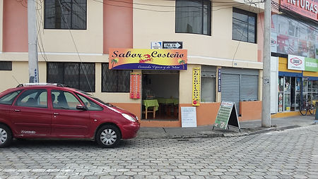 Local de Sabor Costeño en el centro de Ibarra