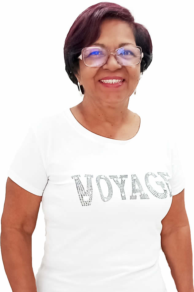 Proprietária do Salão Toque de Beleza em estúdio, imagem de divulgação do salão